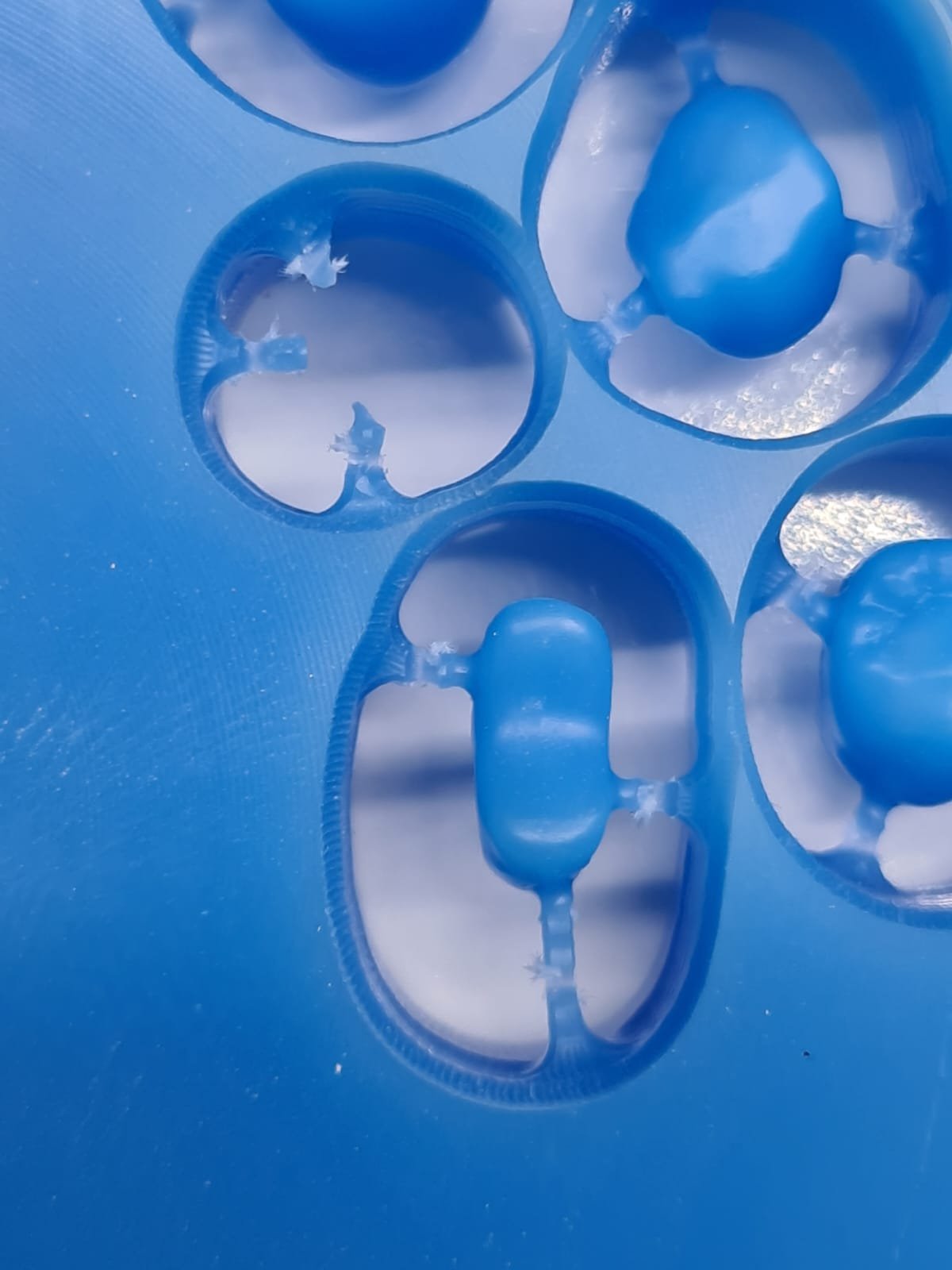 Protezų vaško medžiaga gaminimo paslauga