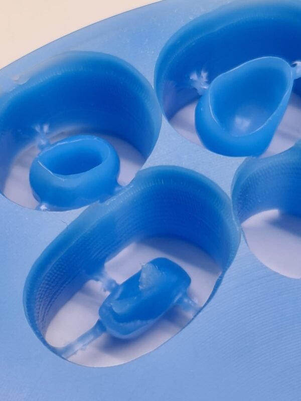 Protezų vaško medžiaga gaminimo paslauga